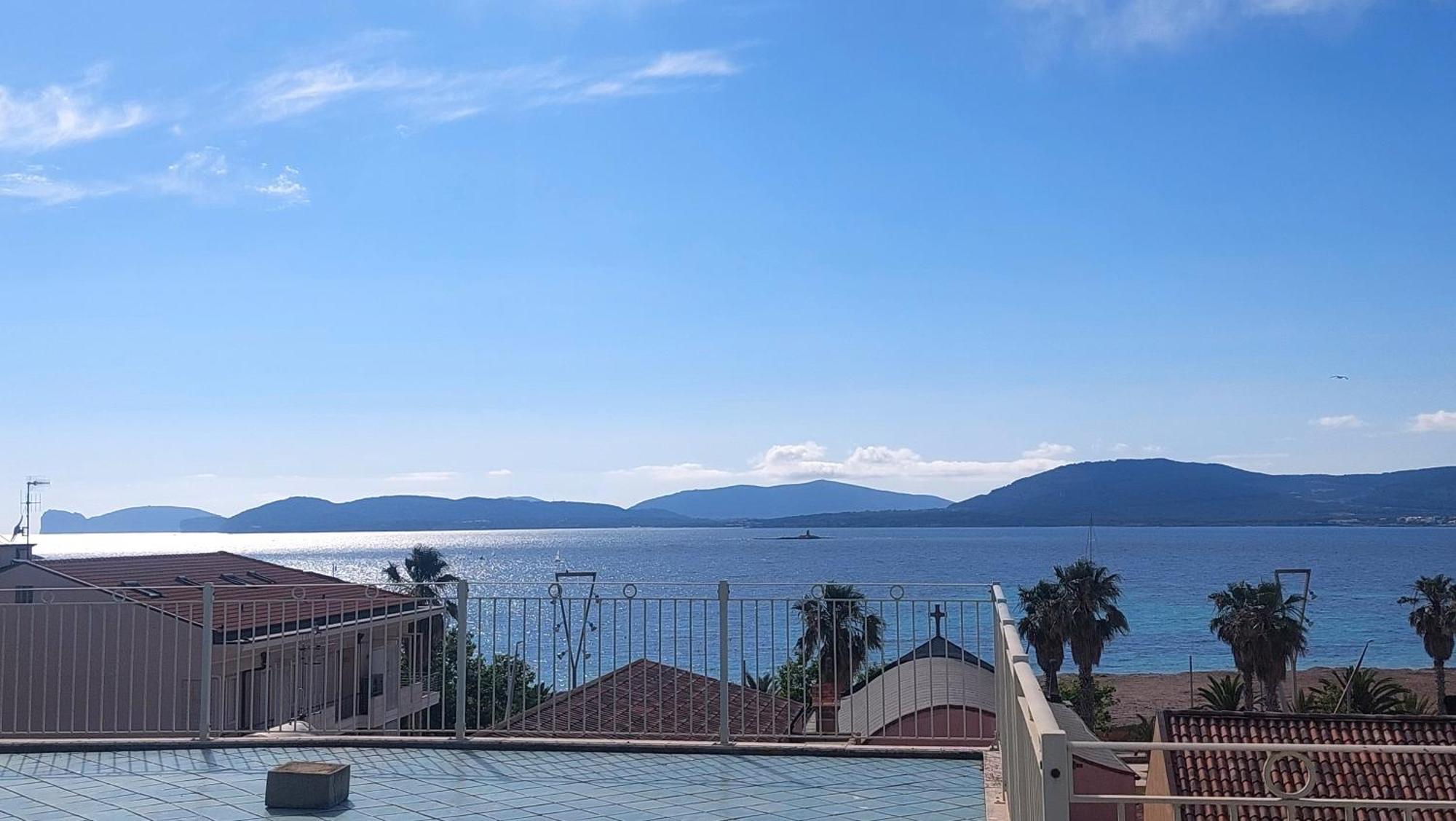 Lovealghero Stanze In Attico Vista Mare Экстерьер фото
