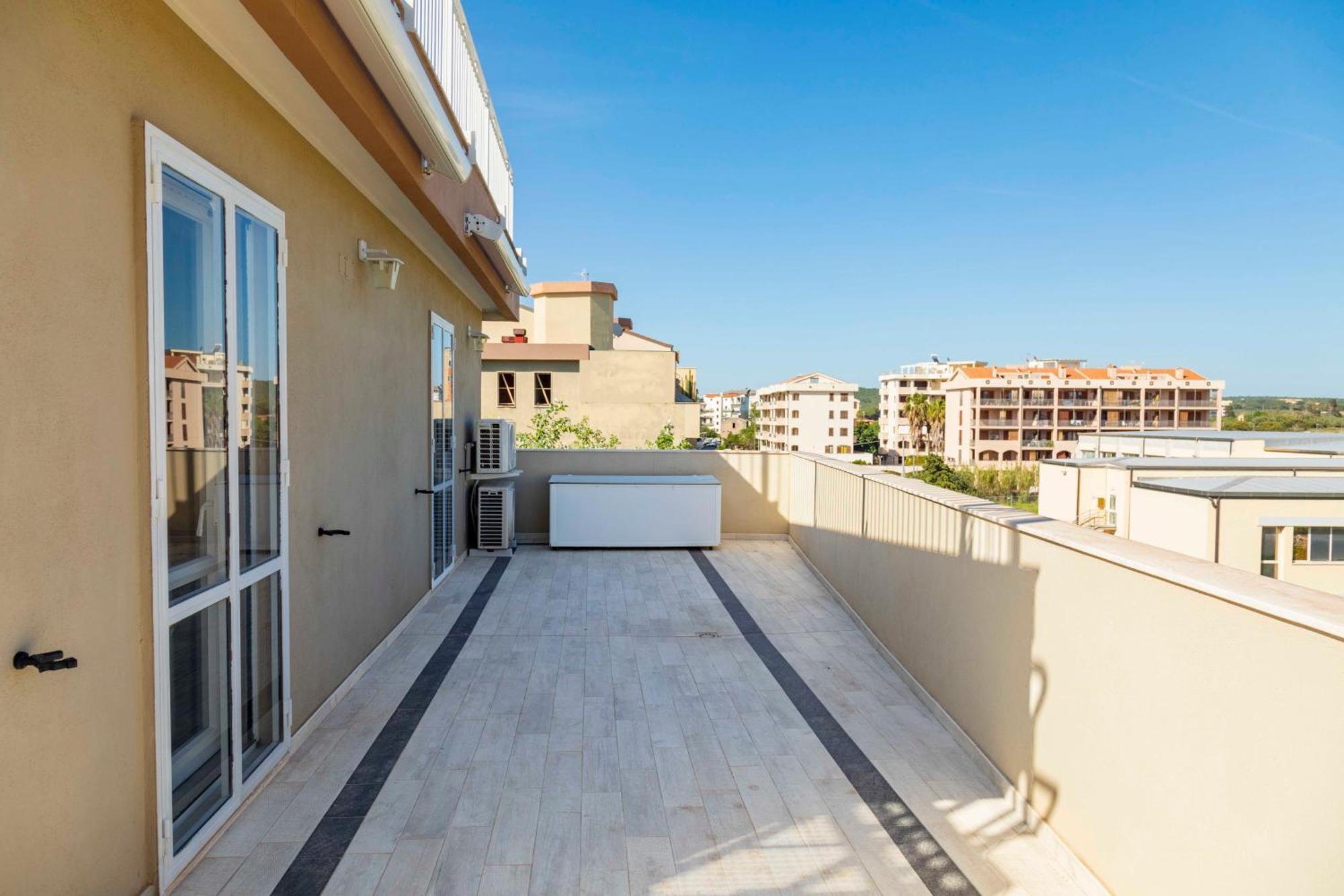 Lovealghero Stanze In Attico Vista Mare Экстерьер фото