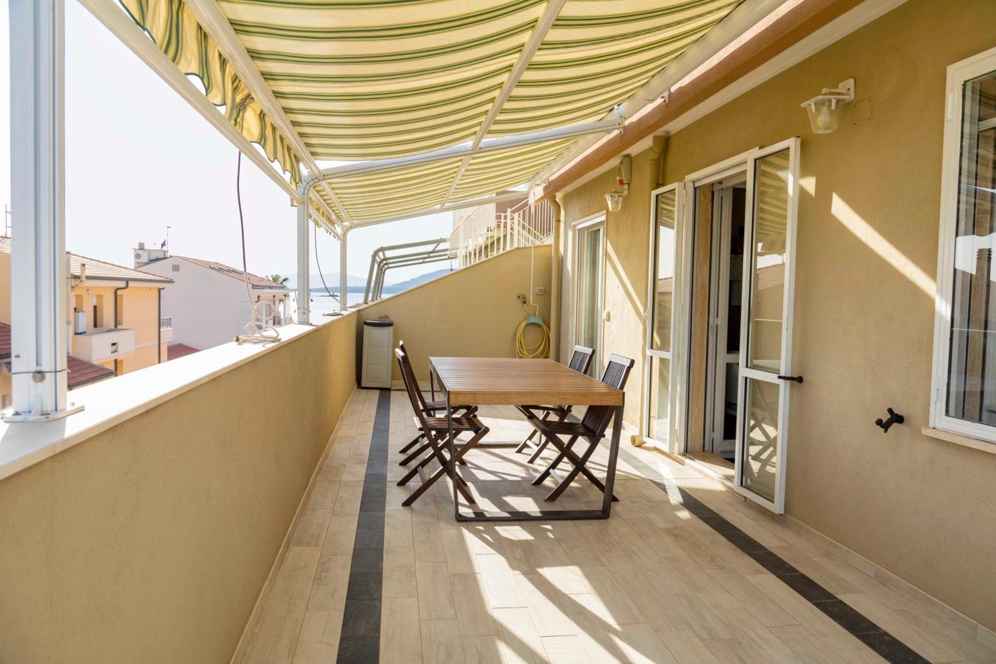 Lovealghero Stanze In Attico Vista Mare Экстерьер фото