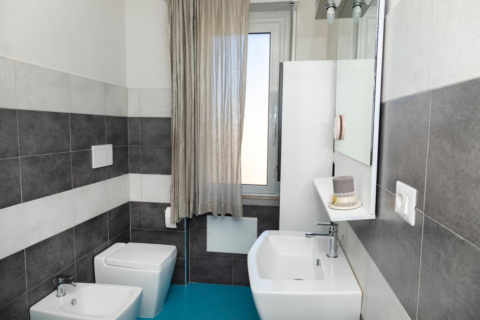 Lovealghero Stanze In Attico Vista Mare Экстерьер фото